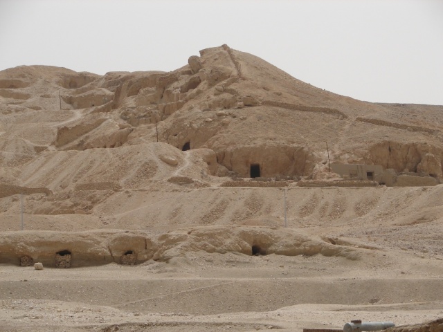 Other nobles are buried here.jpg